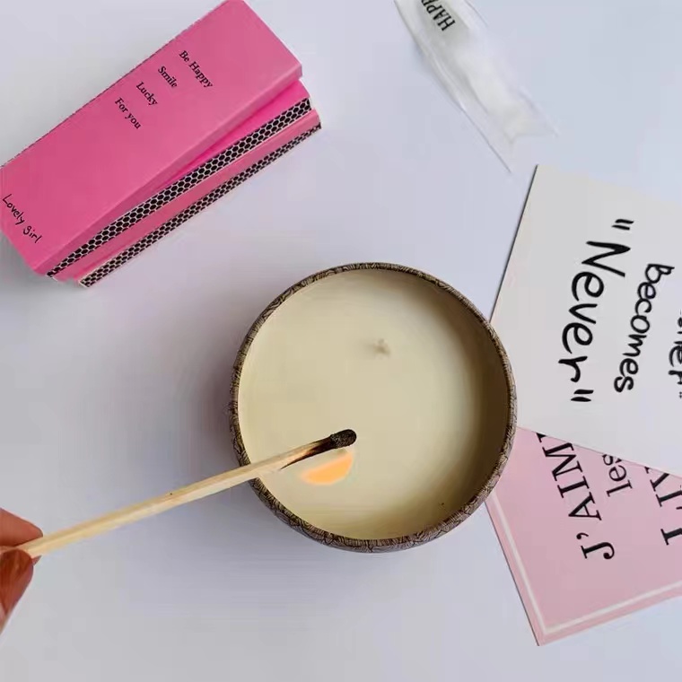 Light Up Your Wedding: Scented Matchstick Favors for a Fragrant Celebration