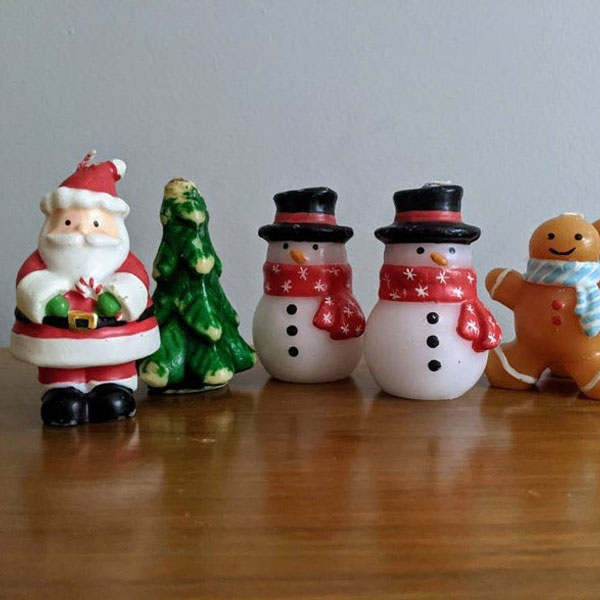Old Fashioned Christmas Candles