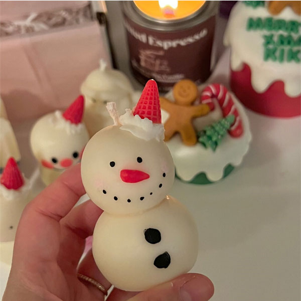 Snowman Candle